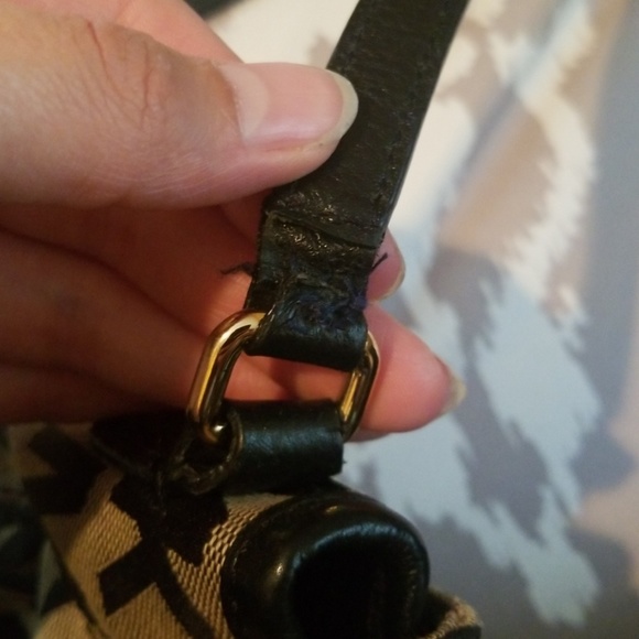 Michael Kors Crossbody - Picture 8 of 8